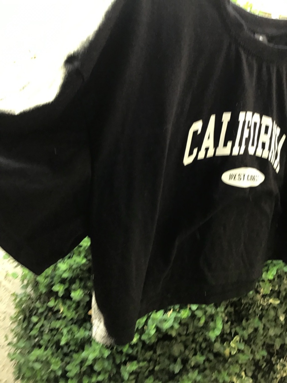 Black "California" Graphic Crop Top